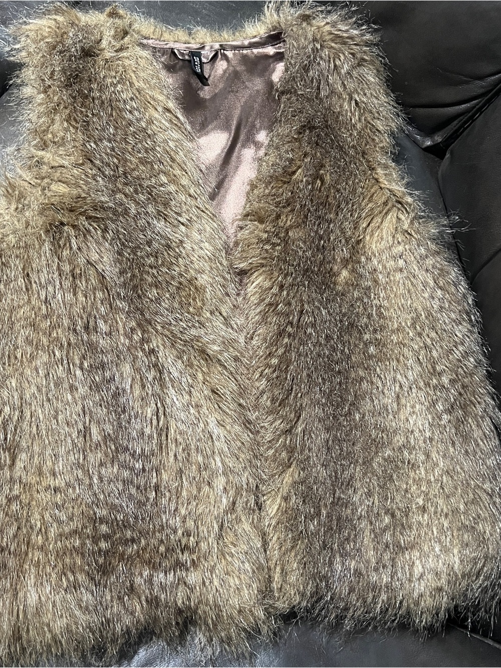 Divided Faux Fur Vest in Brown Mix
